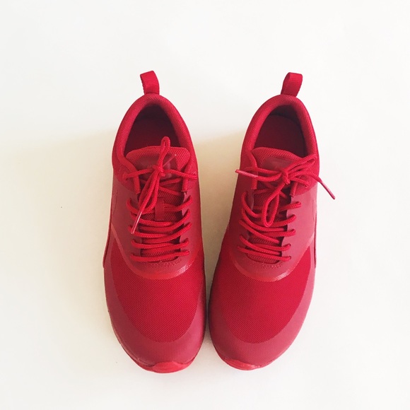 Nike red air max thea - Picture 7 of 8
